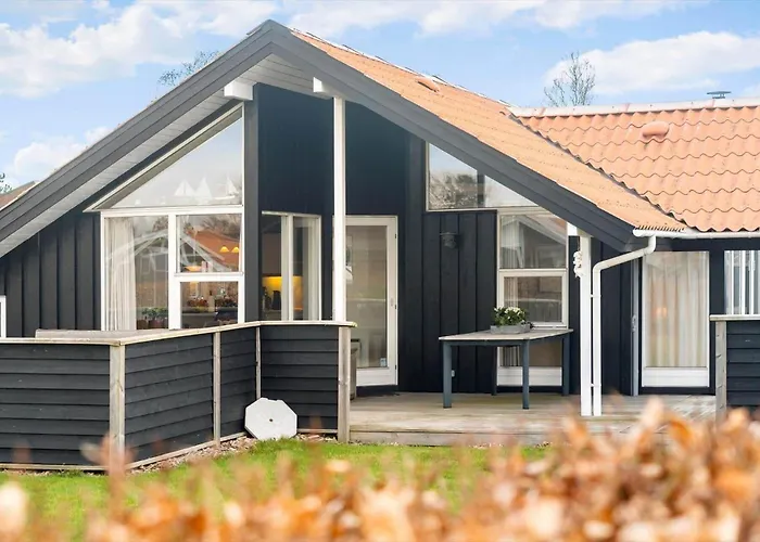 Дом отдыха 30193-odder-thorasvej-79 *